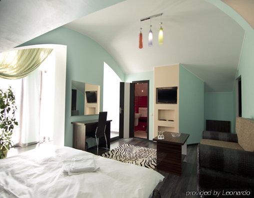Imperial Hotel キシナウ 部屋 写真